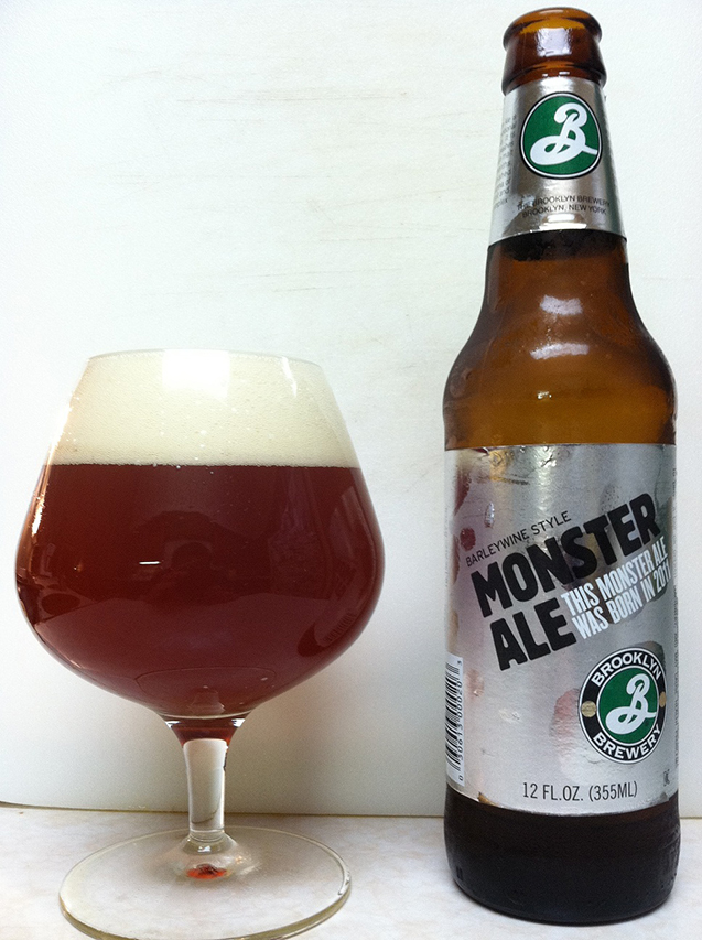 Barley Wine is een oud type Engelse Ale die momenteel vooral in de VS gebrouwen wordt. Op de foto Monster Barley Wine gebrouwen door Garrett Oliver, meesterbrouwer van de Brooklyn Brewery in New York.