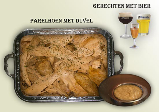 Net als wijn is bier een ideaal ingrediënt om te combineren met overheerlijke gerechten. Op de foto een lekkere parelhoenschotel bereidt met het beroemde Belgische Duvelbier.