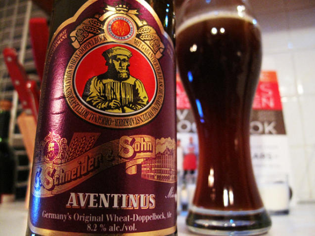 Schneider Aventinus is een van de beroemdste exponenten van de Weizenbock bieren.
