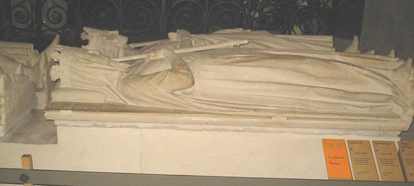 Graftombe van Pippijn en Bertrada in de kloosterkerk van Saint-Denis, nabij Parijs.